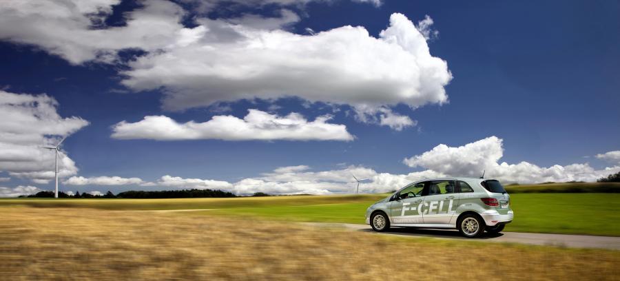  Mercedes-Benz B-Class F-Cell 2009 года  (фото 7 из 14)